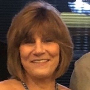 Meet your Posher, Adrienne